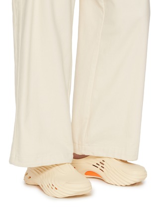 Figure View - Click To Enlarge - CROCS - Echo Wave Clogs