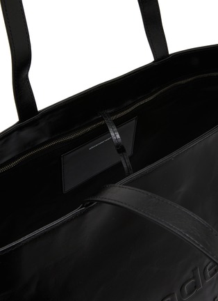 Detail View - Click To Enlarge - ALEXANDERWANG - Punch Crackle Patent Leather Tote Bag