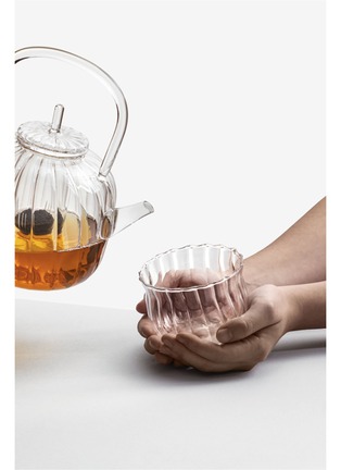 Detail View - Click To Enlarge - ICHENDORF MILANO - Cha No Yu Teapot with Strainer