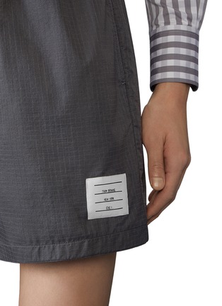  - THOM BROWNE - Elasticated Waist Shorts