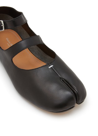 Detail View - Click To Enlarge - MAISON MARGIELA - Tabi Double Strap Leather Mary Janes