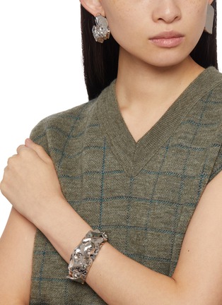Figure View - Click To Enlarge - MM6 MAISON MARGIELA - Rock Sculpted Brass Cuff