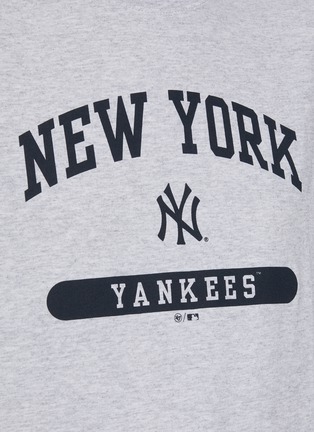 - SPORTY & RICH - Yankees League T-shirt