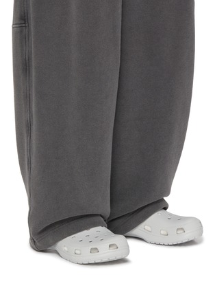 Figure View - Click To Enlarge - CROCS - Classic Clogs