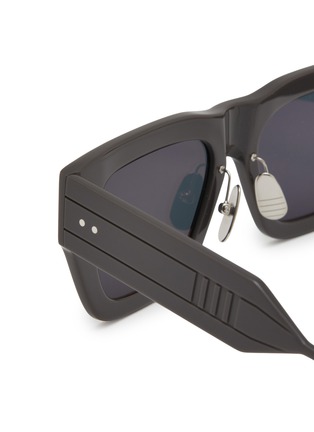 Detail View - Click To Enlarge - THOM BROWNE - Rectangular Acetate Sunglasses