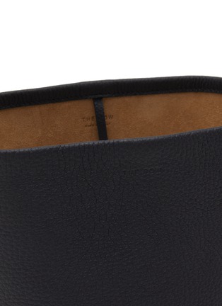Detail View - Click To Enlarge - THE ROW - Small N/S Park Grained Leather Tote Bag