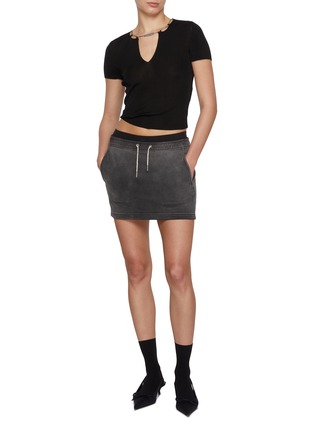 Figure View - Click To Enlarge - ALEXANDERWANG - Nameplate Chain Detail Ribbed V-Neck Top