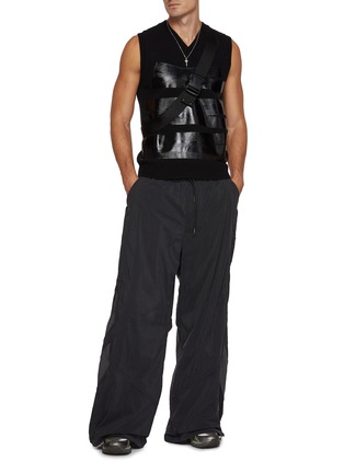 Figure View - Click To Enlarge - MM6 MAISON MARGIELA - Tape Detail Best