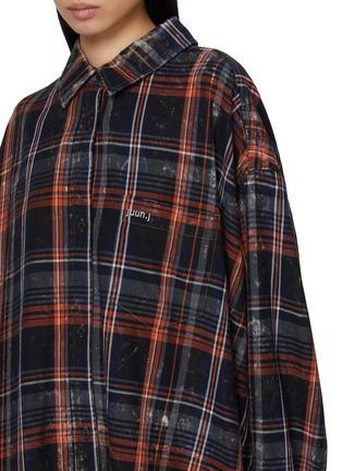 - JUUN.J - Off Shoulder Washed Chequered Shirt