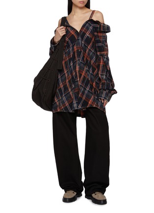 Figure View - Click To Enlarge - JUUN.J - Off Shoulder Washed Chequered Shirt