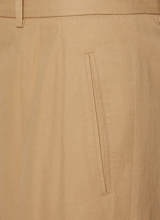  - THE ROW - Alfidis Pleated Cotton Pants