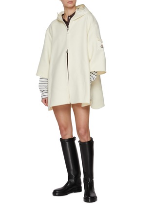 Figure View - Click To Enlarge - MONCLER - Quilted Hooded Zip Up Cape