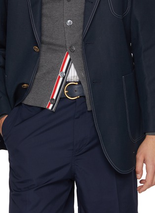 Figure View - Click To Enlarge - THOM BROWNE - Round Buckle Grained Leather Belt