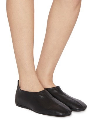 Figure View - Click To Enlarge - DRIES VAN NOTEN - Centre Seam Leather Flats