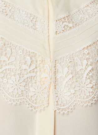  - CHLOÉ - Exaggerated Lace Collar Silk Blouse