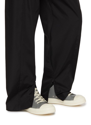 Figure View - Click To Enlarge - RICK OWENS  - Leather Low Top Sneakers