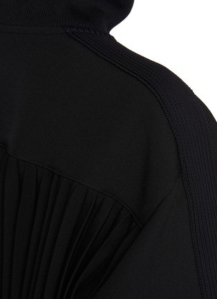  - SACAI - Matelassé Twill Blouson Jacket