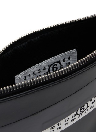 Detail View - Click To Enlarge - MM6 MAISON MARGIELA - Small Calf Leather Pochette
