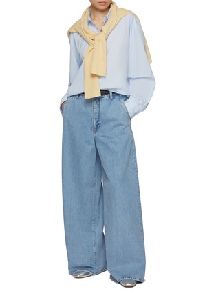 Figure View - Click To Enlarge - FRAME - The Drape Light Wash Jeans