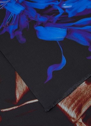 Detail View - Click To Enlarge - DRIES VAN NOTEN - Fabel Floral Print Scarf
