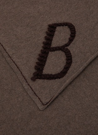 Detail View - Click To Enlarge - BARRIE - Logo Embroidered Cashmere Foulard