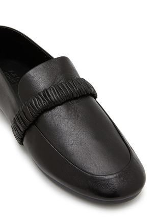Detail View - Click To Enlarge - PEDDER RED - Bennett Leather Loafers