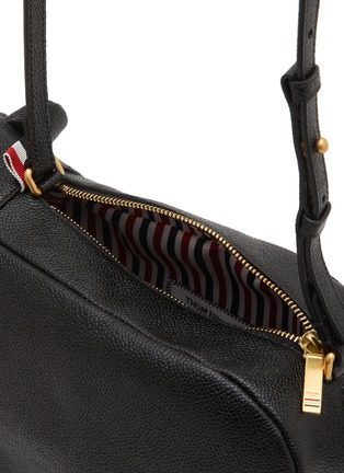 Detail View - Click To Enlarge - THOM BROWNE - Bear Baguette Pebble Grain Leather  Bag