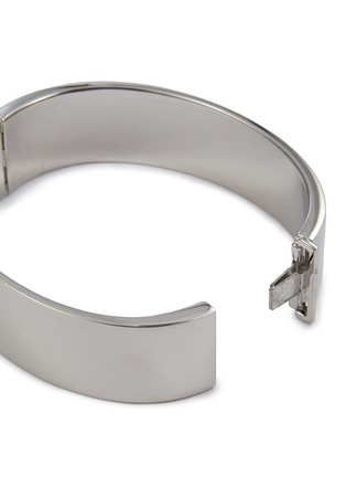 Detail View - Click To Enlarge - MM6 MAISON MARGIELA - Embossed Logo Brass Stainless Steel Silver Cuff