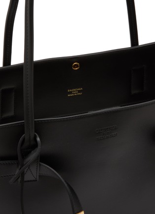 Detail View - Click To Enlarge - BALENCIAGA - Medium Bel Air Leather Tote Bag