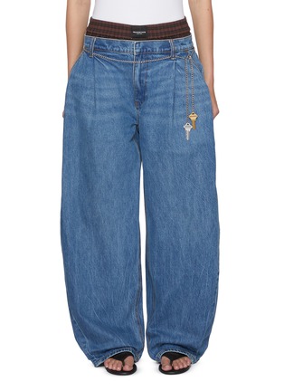 Main View - Click To Enlarge - ALEXANDERWANG - Prestyle Chain Belt Oversized Medium Wash Jeans