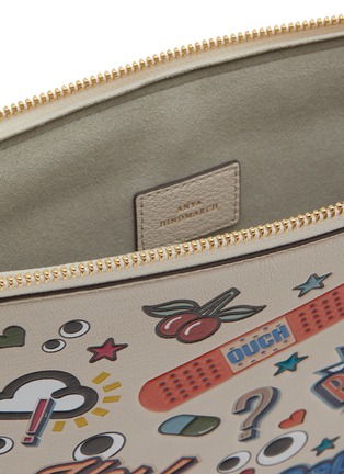 Detail View - Click To Enlarge - ANYA HINDMARCH - All Over Stickers Leather Laptop Case