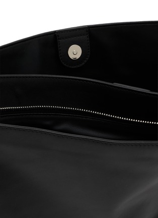 Detail View - Click To Enlarge - RUOHAN - Lamu Leather Handbag
