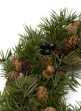 Detail View - Click To Enlarge - SHISHI - Pine Cone Acorn Blackberry Wreath