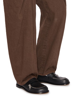 Figure View - Click To Enlarge - JW ANDERSON - Biker Zip Trim Leather Moccasins