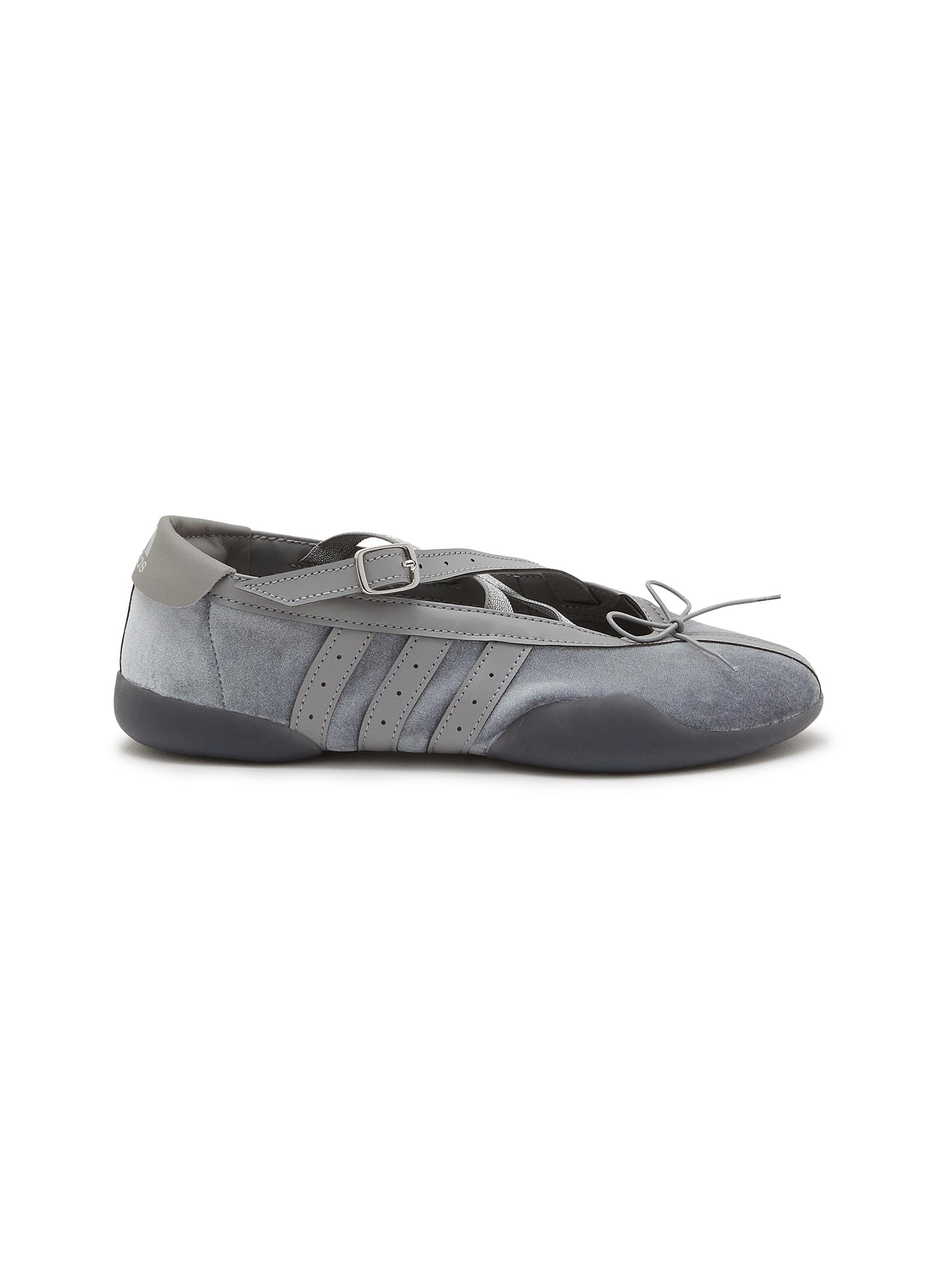 adidas TAEKWONDO MEI BALLET W シルバー ADIDAS | Taekwondo Mei Ballet Women's Sneakers | Women