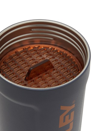  - STANLEY - The Activate Shaker Bottle 20oz — Twilight