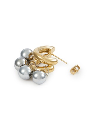 Detail View - Click To Enlarge - KITESY MARTIN STUDIO - La Chris Hoop Earrings — Golden/Silvered