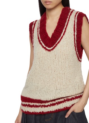  - CUDDLEUP - V-Neck Hand Knit Vest