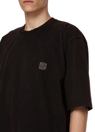  - SOLID HOMME - Oversized Graphic Cotton T-Shirt