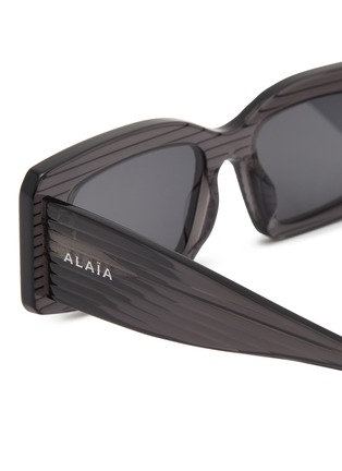 Detail View - Click To Enlarge - ALAÏA - Recycled Acetate Geometric Sunglasses
