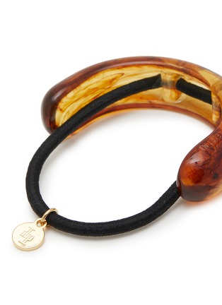 Detail View - Click To Enlarge - LELET NY - Marbled Arch Pony Cuff