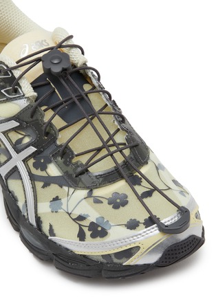 Detail View - Click To Enlarge - ASICS - X Cecilie Bahnsen Gel-Cumulus 16 Floral Print Women's Sneakers