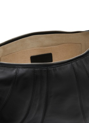 Detail View - Click To Enlarge - LEMAIRE - Large Croissant Leather Bag