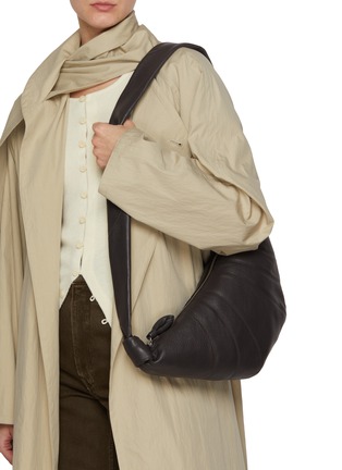 Figure View - Click To Enlarge - LEMAIRE - Medium Croissant Grained Leather Bag