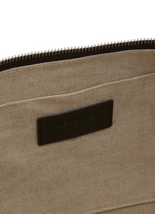 Detail View - Click To Enlarge - LEMAIRE - Medium Croissant Grained Leather Bag