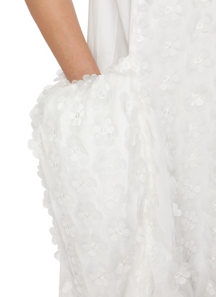  - EPINGLER - 3D Flower Midi Dress
