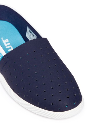 Detail View - Click To Enlarge - NATIVE  - 'Venice' shell stripe print toddler slip-ons