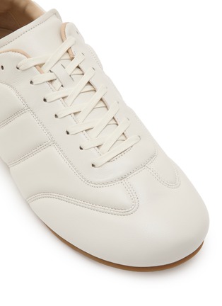 Detail View - Click To Enlarge - LEMAIRE - Soft Runner Leather Men's Sneakers