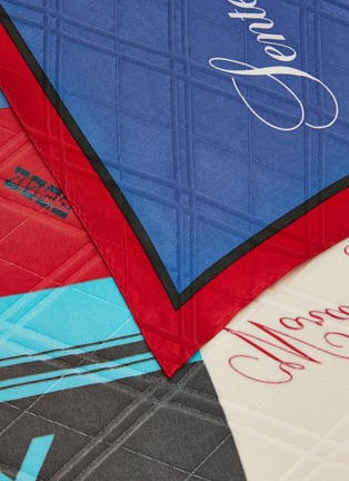 Detail View - Click To Enlarge - EENK - Printed Silk Scarf