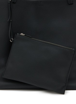 Detail View - Click To Enlarge - THE ROW - Extra Large Park Grained Leather Tote Bag